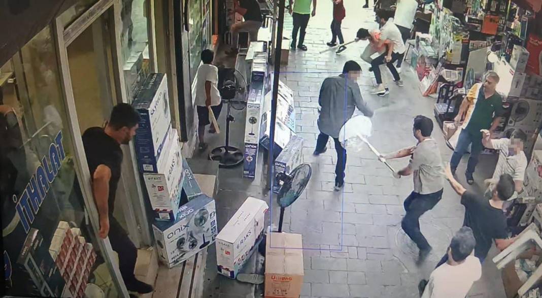 Haraç iddiası ortalığı karıştırdı: Sandalyelerle sopalarla birbirlerine giriştiler! Feci kavgada 7 kişi yaralandı 3